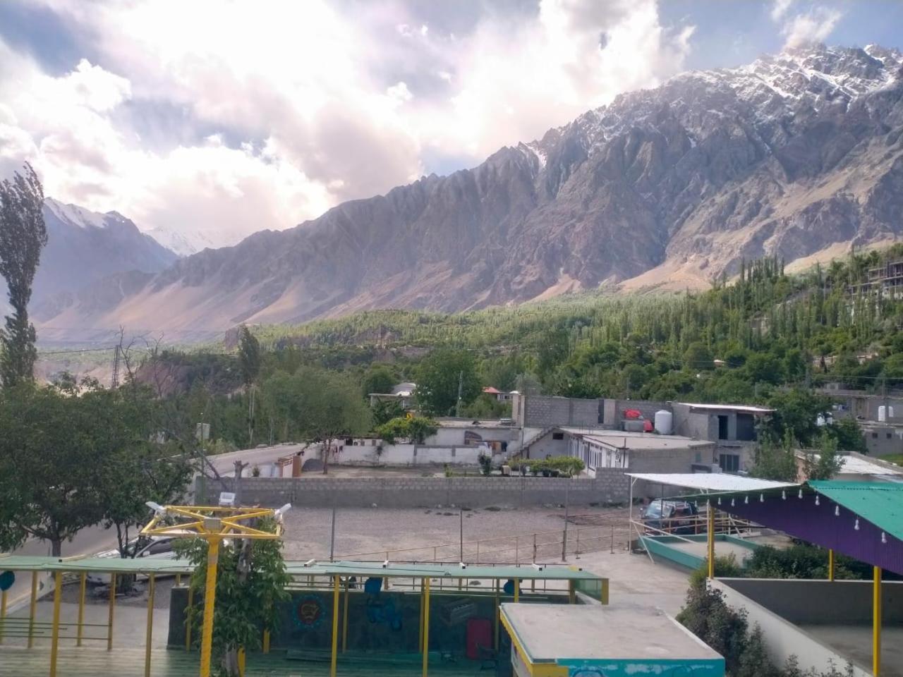 Ganish Inn Hunza Karimabad  Exterior foto