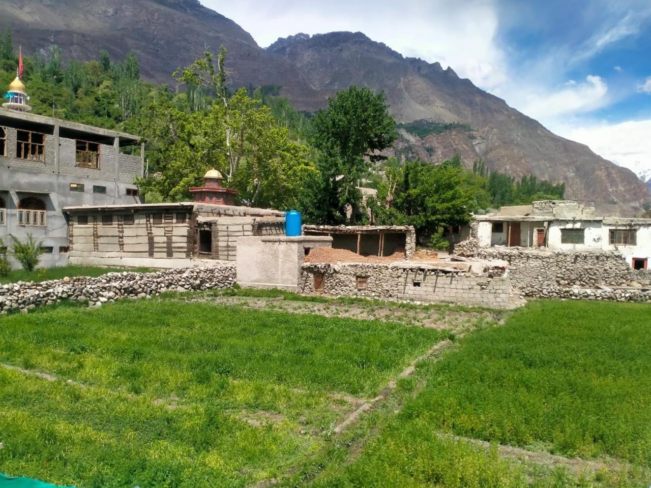 Ganish Inn Hunza Karimabad  Exterior foto